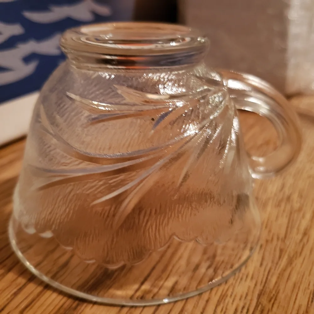 Vtg 1930's Pebble Leaf Crystal Clear Indiana Glass Punch Bowl Tea Cup Twiggy